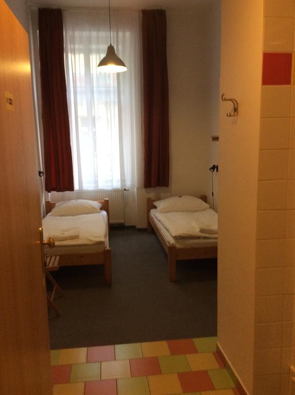 Travellers Hostel Praha ภายนอก รูปภาพ